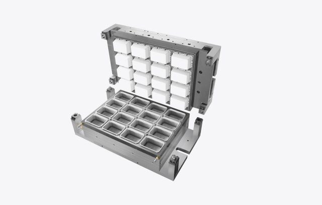 เครื่องเทอร์โมฟอร์ม